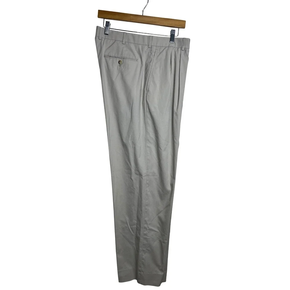346 Brooks Brothers Chino Pants Mens 40x32 Lt. Khaki Pleated Straight  Pants A38
